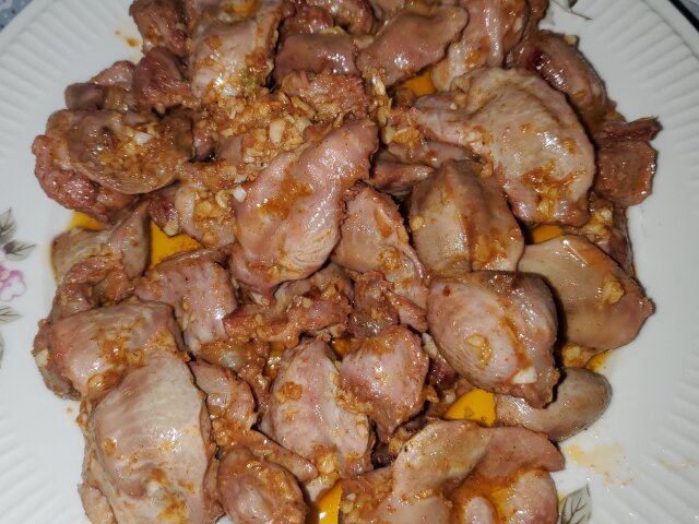 Chicken Gizzards with Butter and Garlic