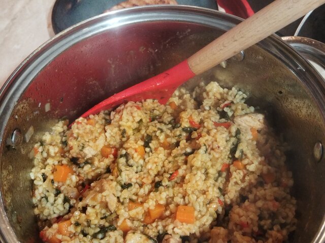 Juicy Pork with Spinach and Bulgur