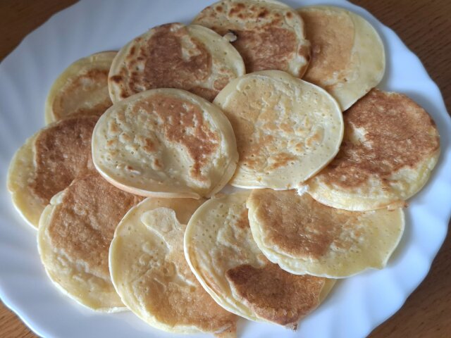 American Pancakes with Milk