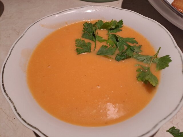Cream of Potato and Tomato Soup
