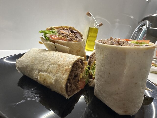 Burrito with Minced Meat and Cheddar