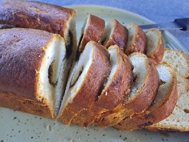 Panettone Loaf with Jam